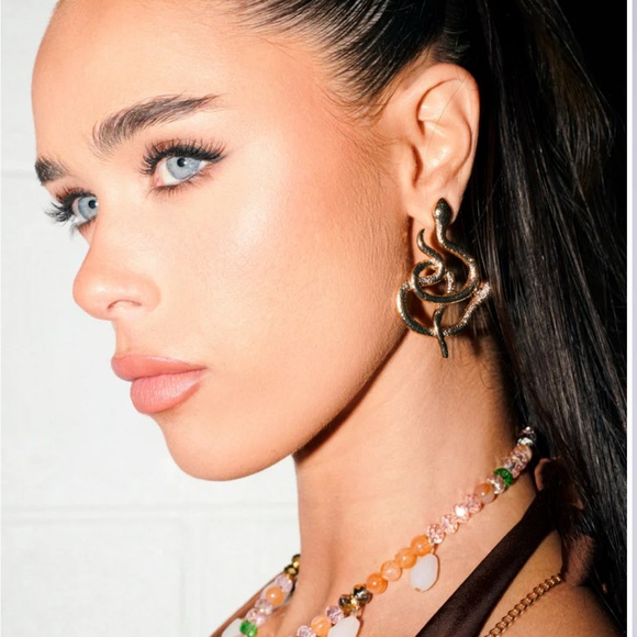 AKIRA Jewelry - Akira Elegant Gold Swirl Snake Earrings